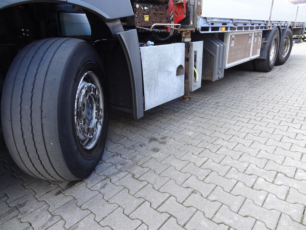 Camión caja abierta, Camión grúa Mercedes-Benz Actros 2533 6X2 HMF 1820 Langmaterial: foto 14 Camión caja abierta, Camión grúa Mercedes-Benz Actros 2533 6X2 HMF 1820 Langmaterial: foto 14