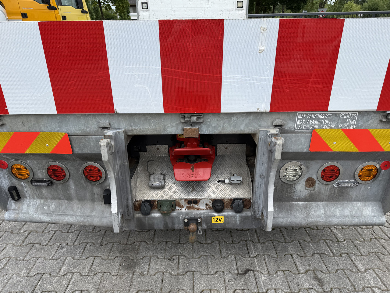 Volvo FL250.16 HMF 875 K3 - Camión grúa: foto 2 Volvo FL250.16 HMF 875 K3 - Camión grúa: foto 2