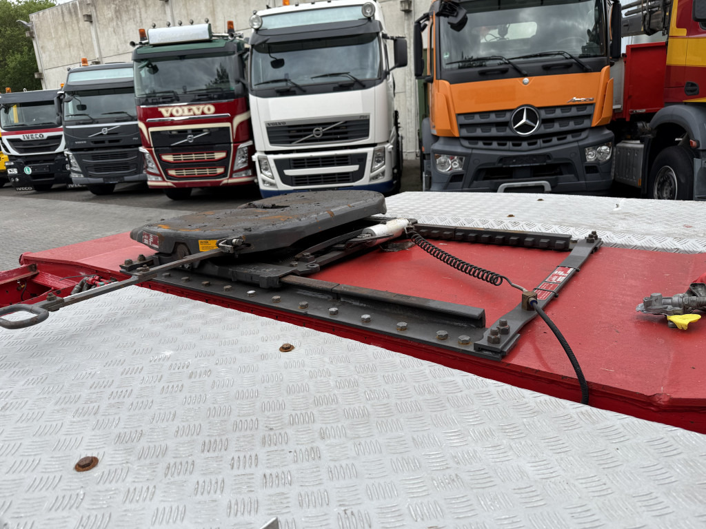 Volvo FM12 420 8X4 Kran Palfinger PK90002 31 Meter - Camión grúa: foto 3 Volvo FM12 420 8X4 Kran Palfinger PK90002 31 Meter - Camión grúa: foto 3