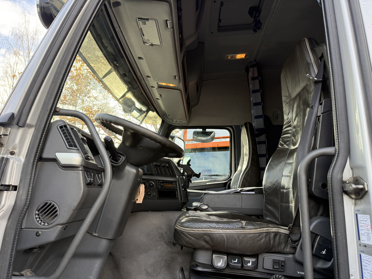 Camión grúa, Camión caja abierta Volvo FM330 Kran Effer 165 bis 20 Meter: foto 6 Camión grúa, Camión caja abierta Volvo FM330 Kran Effer 165 bis 20 Meter: foto 6