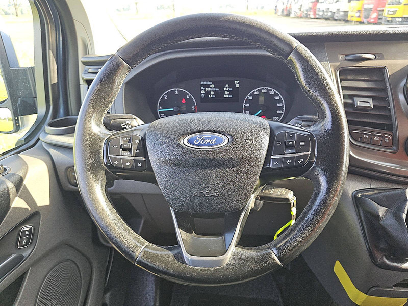 Furgoneta pequeña Ford Transit Custom 2.0: foto 12