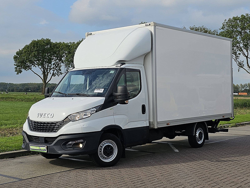 Iveco Daily 35 S 14 clima EURO6 - Furgón: foto 2 Iveco Daily 35 S 14 clima EURO6 - Furgón: foto 2