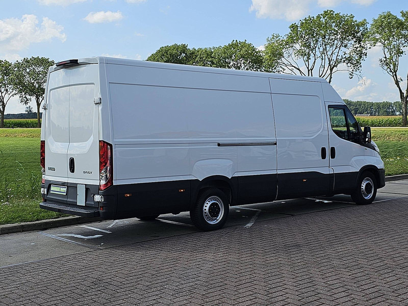 Iveco Daily 35S14 L4H2 Maxi Automaat - Furgón: foto 3 Iveco Daily 35S14 L4H2 Maxi Automaat - Furgón: foto 3
