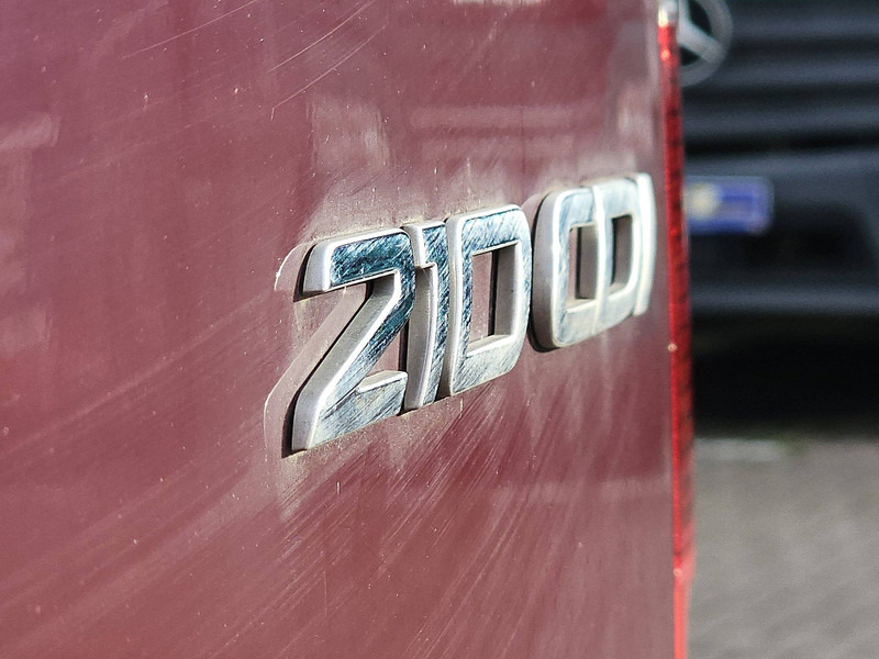 Leasing para Mercedes-Benz 211 Mercedes-Benz 211: foto 17