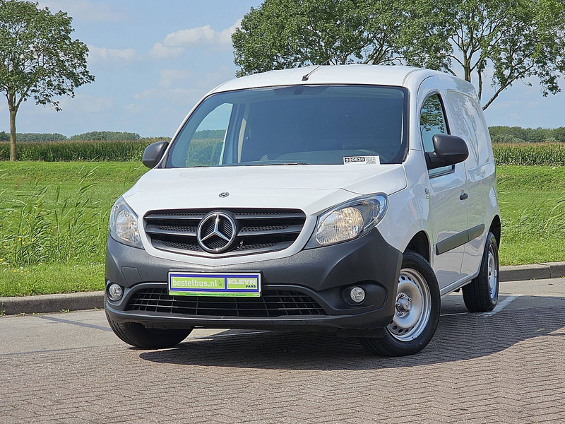 Mercedes-Benz Citan 109 CDI LONG Airco Euro6! - Furgoneta caja cerrada: foto 1 Mercedes-Benz Citan 109 CDI LONG Airco Euro6! - Furgoneta caja cerrada: foto 1