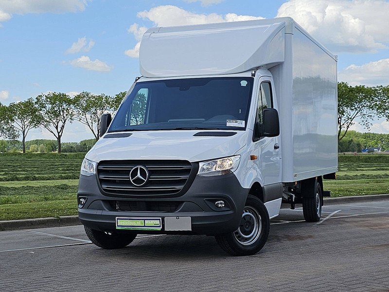 Mercedes-Benz Sprinter 317 Bakwagen Laadklep! - Furgoneta caja cerrada: foto 1 Mercedes-Benz Sprinter 317 Bakwagen Laadklep! - Furgoneta caja cerrada: foto 1