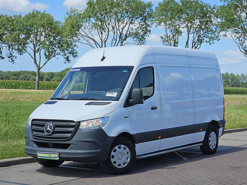 Mercedes-Benz eSprinter L2H2 35 KWH - Furgón, Furgoneta eléctrica: foto 2 Mercedes-Benz eSprinter L2H2 35 KWH - Furgón, Furgoneta eléctrica: foto 2