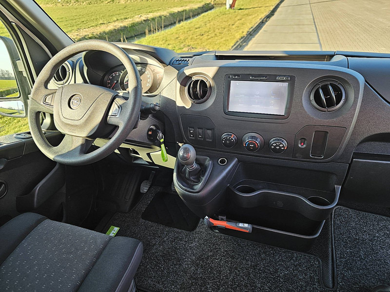 Foto del interior 2: Furgoneta caja abierta Opel Movano 2.3 Open-Laadbak NAP AC!