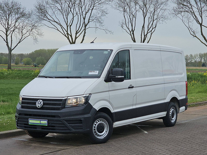 Volkswagen Crafter 30 2.0 L2H1 Trekhaak AC - Furgoneta pequeña: foto 2 Volkswagen Crafter 30 2.0 L2H1 Trekhaak AC - Furgoneta pequeña: foto 2