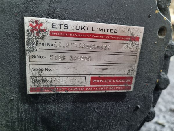 Dana Spicer 13.5HR32412-636 Gearbox - Caja de cambios: foto 2 Dana Spicer 13.5HR32412-636 Gearbox - Caja de cambios: foto 2