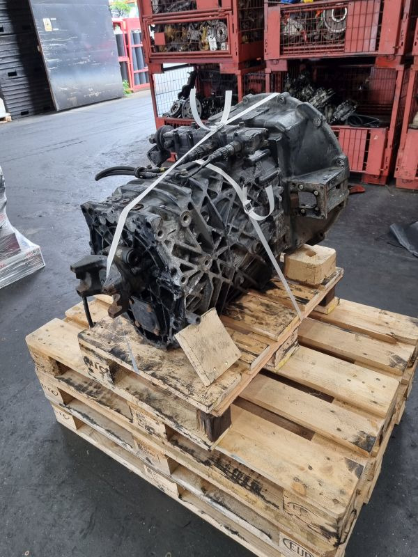 Caja de cambios ZF 6S1200TD G670: foto 6