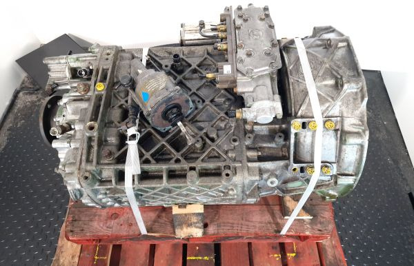 Caja de cambios ZF 8S151 Gearbox: foto 10