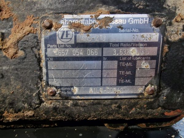 ZF Industrial/Hyundai 4WG-210 Gearbox - Caja de cambios: foto 2 ZF Industrial/Hyundai 4WG-210 Gearbox - Caja de cambios: foto 2