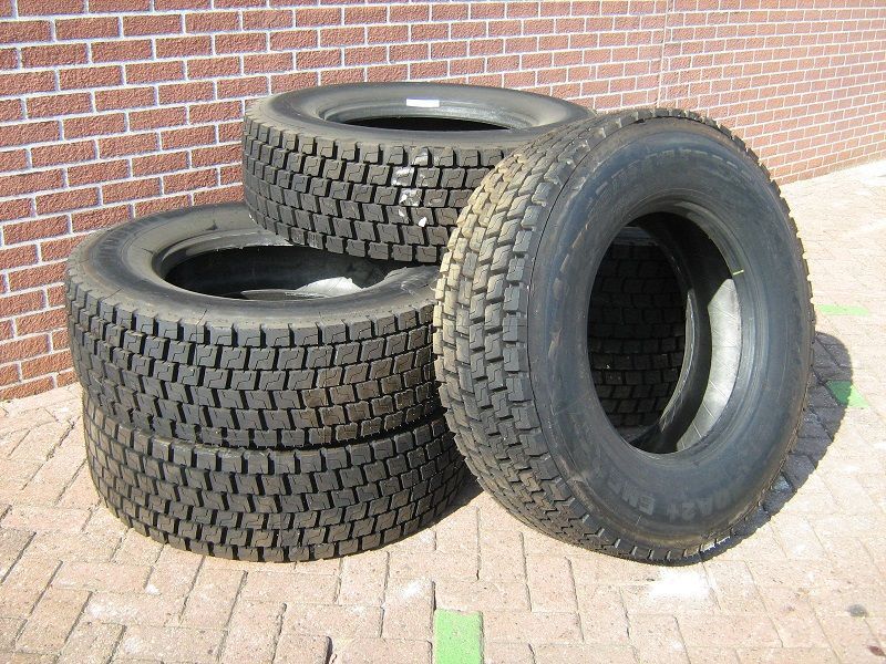 Neumático para Camión Michelin 315/70R22.5: foto 1