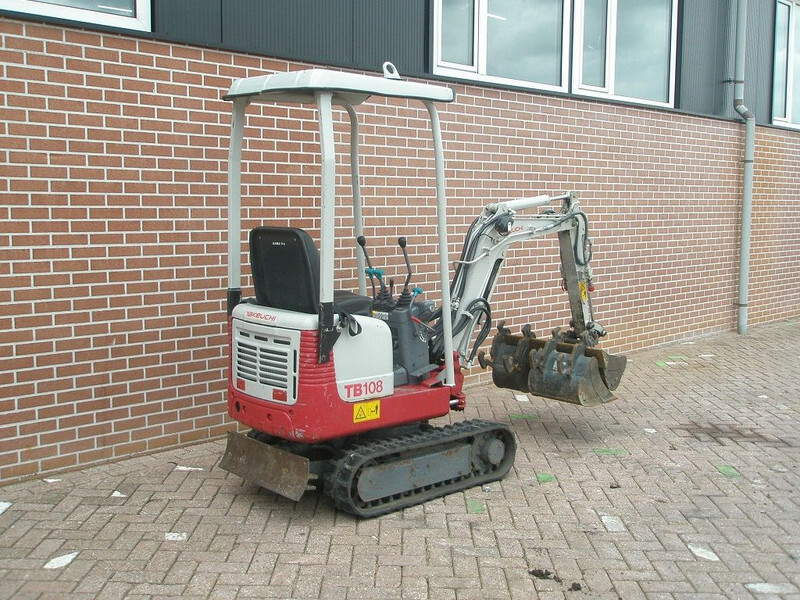 Takeuchi TB108 - Miniexcavadora: foto 5 Takeuchi TB108 - Miniexcavadora: foto 5
