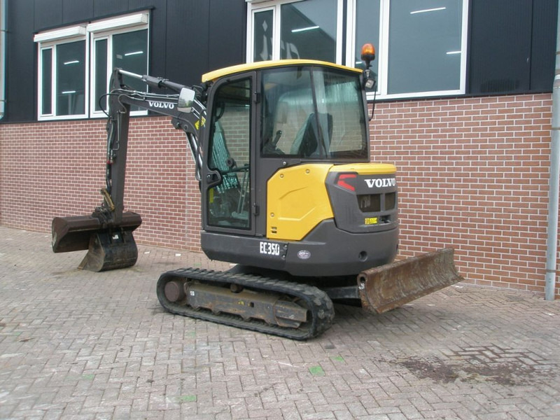 Volvo EC35D - Miniexcavadora: foto 2 Volvo EC35D - Miniexcavadora: foto 2