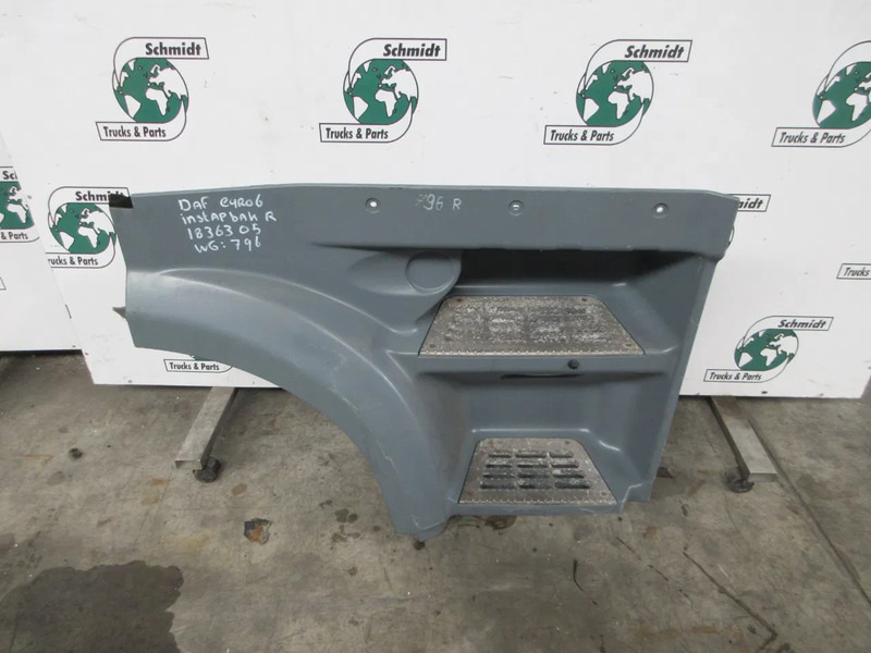 DAF 1836305//1836304//1291173//1291172 INSTAPKAST RECHT EN LINKS DAF XF 95 // 105 EURO 5 NIEUWE - Cabina e interior para Camión: foto 5 DAF 1836305//1836304//1291173//1291172 INSTAPKAST RECHT EN LINKS DAF XF 95 // 105 EURO 5 NIEUWE - Cabina e interior para Camión: foto 5