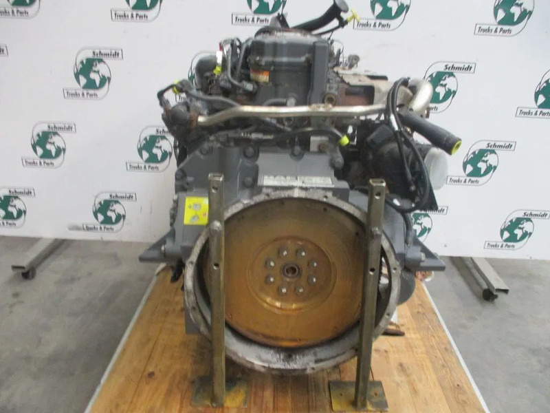 DAF 21987911 // 1700758// 1703163 // FR 136 U2 DAF LF MOTOR - Motor para Camión: foto 4 DAF 21987911 // 1700758// 1703163 // FR 136 U2 DAF LF MOTOR - Motor para Camión: foto 4