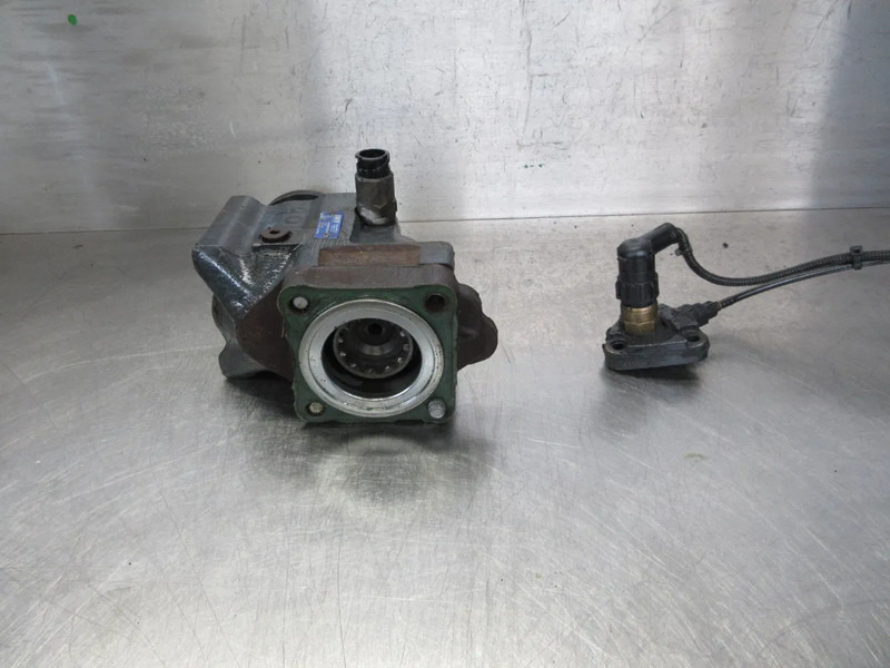 Iveco 010-061-00176 PTO IVECO HI WAY EURO 6 MODEL 2018 - Embrague y piezas para Camión: foto 4 Iveco 010-061-00176 PTO IVECO HI WAY EURO 6 MODEL 2018 - Embrague y piezas para Camión: foto 4