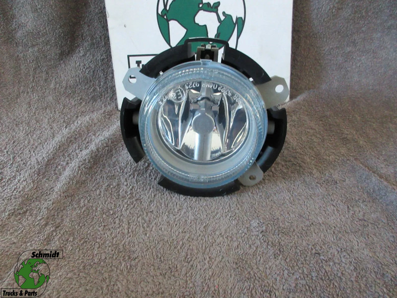 Iveco 504032145//41221083 MISTLAMP NIEUWE !!! IVECO STRALIS EURO 5 - Faro antiniebla para Camión: foto 1 Iveco 504032145//41221083 MISTLAMP NIEUWE !!! IVECO STRALIS EURO 5 - Faro antiniebla para Camión: foto 1