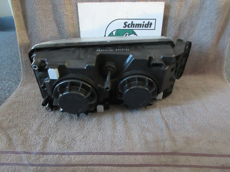 Iveco 504238117 KOPLAMP LINKS IVECO STRALIS MODEL EURO 5 NIEUWE EN GEBRUIKT - Faro delantero para Camión: foto 3 Iveco 504238117 KOPLAMP LINKS IVECO STRALIS MODEL EURO 5 NIEUWE EN GEBRUIKT - Faro delantero para Camión: foto 3