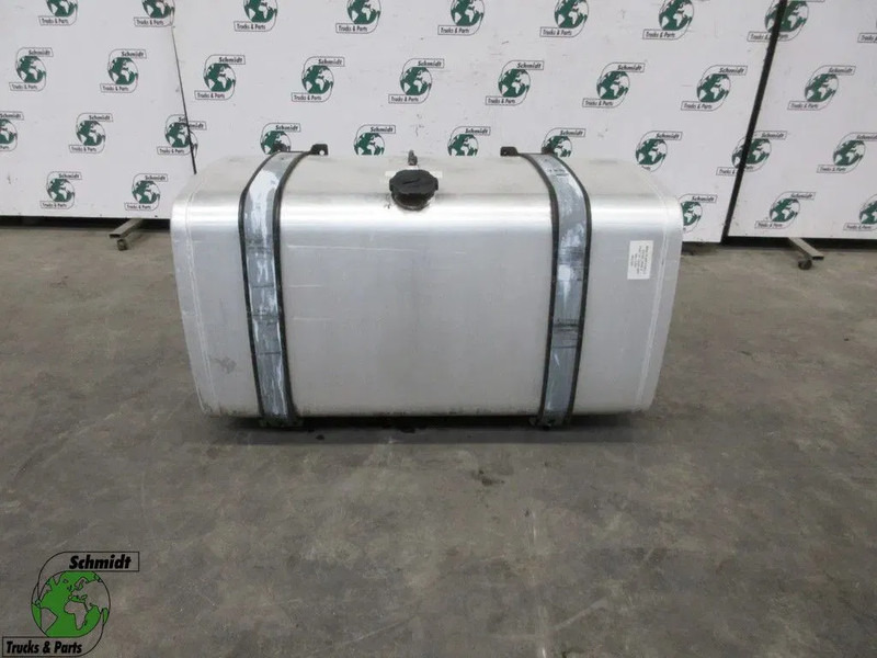 MAN 81.12201-5900 // 710 LITER INHOUD MAN TGX EURO 6 MODEL 2018 - Depósito de combustible para Camión: foto 5 MAN 81.12201-5900 // 710 LITER INHOUD MAN TGX EURO 6 MODEL 2018 - Depósito de combustible para Camión: foto 5