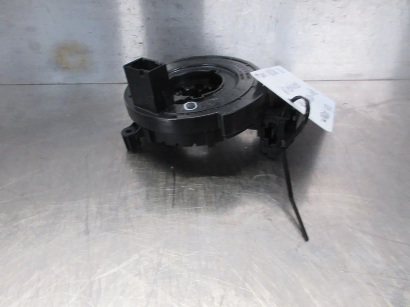 MAN 81.46430-6085 KLOKVEER MAN TGM EURO 6 - Sistema eléctrico para Camión: foto 3 MAN 81.46430-6085 KLOKVEER MAN TGM EURO 6 - Sistema eléctrico para Camión: foto 3