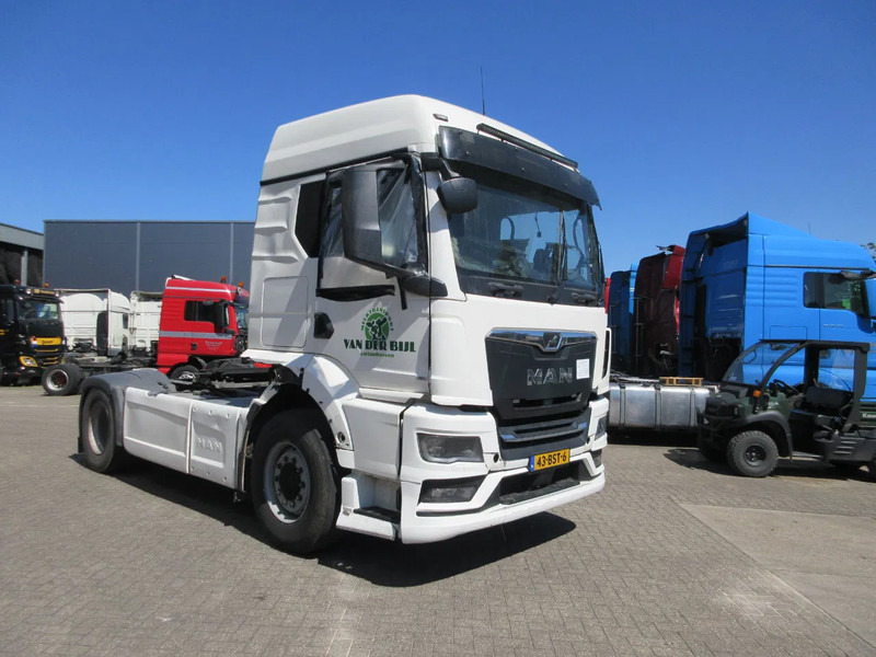 MAN MAN 18.420 CABINE TGS MODEL 2022 - Cabina e interior para Camión: foto 4 MAN MAN 18.420 CABINE TGS MODEL 2022 - Cabina e interior para Camión: foto 4
