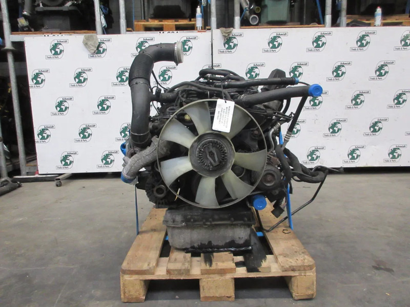 Mercedes-Benz A 651 010 51 20 RUILMOTOR MET SCHADEN VOOR EXPORT BENZ 516 EURO 6 - Motor para Camión: foto 2 Mercedes-Benz A 651 010 51 20 RUILMOTOR MET SCHADEN VOOR EXPORT BENZ 516 EURO 6 - Motor para Camión: foto 2