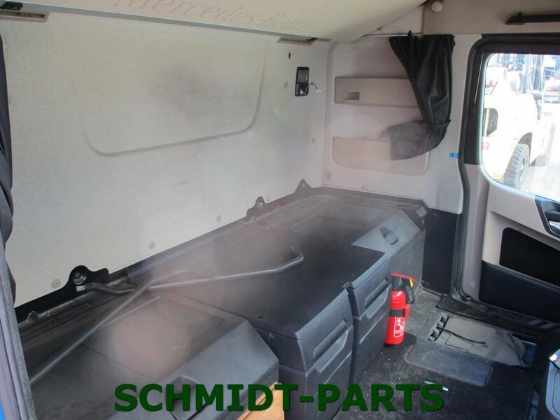 Mercedes-Benz Actros Mp4 Cabine - Cabina e interior para Camión: foto 5 Mercedes-Benz Actros Mp4 Cabine - Cabina e interior para Camión: foto 5
