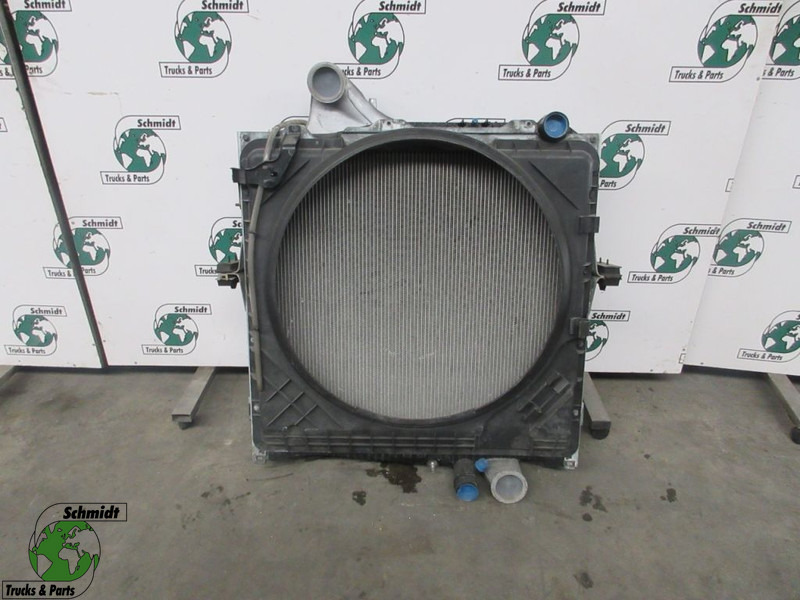 Renault 7422174115 RADIATEUR RENAULT T 460 EURO 6 - Radiador para Camión: foto 1 Renault 7422174115 RADIATEUR RENAULT T 460 EURO 6 - Radiador para Camión: foto 1