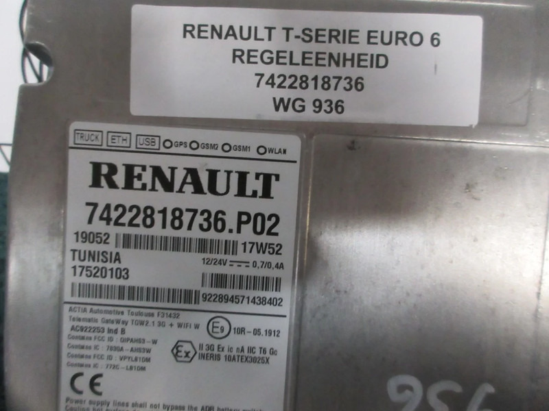 Renault 7422818736 REGELEENHEID GPS USB MODELEN RENAULT T 520 EURO 6 - Sistema eléctrico para Camión: foto 2 Renault 7422818736 REGELEENHEID GPS USB MODELEN RENAULT T 520 EURO 6 - Sistema eléctrico para Camión: foto 2