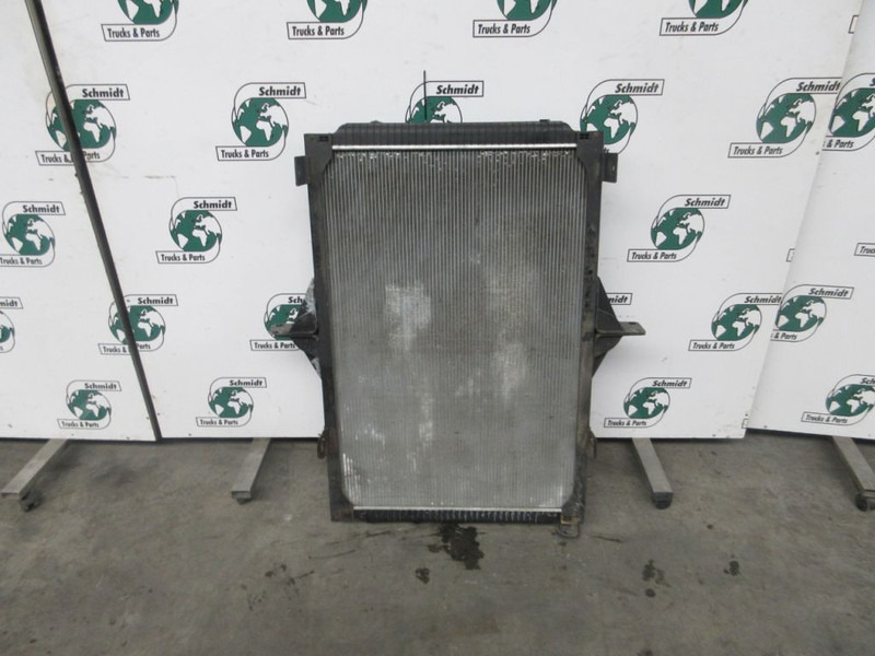 Renault MAGNUM 7484201967 RADIATEUR EURO 5 - Radiador para Camión: foto 4 Renault MAGNUM 7484201967 RADIATEUR EURO 5 - Radiador para Camión: foto 4