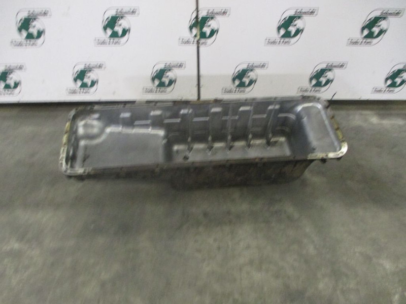 Scania 1549598 / 1766826 CARTERPAN EURO 5 - Cárter de aceite para Camión: foto 3 Scania 1549598 / 1766826 CARTERPAN EURO 5 - Cárter de aceite para Camión: foto 3