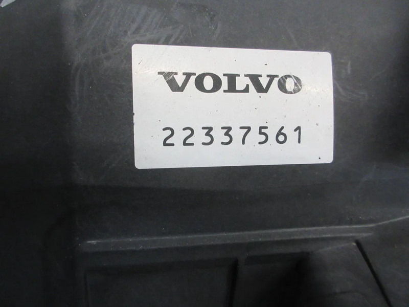 Volvo 22337561 LUCHTFILTER VOLVO FM 370 EURO 6 MODEL 2018 - Filtro de aire para Camión: foto 5 Volvo 22337561 LUCHTFILTER VOLVO FM 370 EURO 6 MODEL 2018 - Filtro de aire para Camión: foto 5