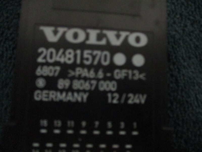 Volvo FH 20481570 ECU CONTROL UNIT - Sistema eléctrico para Camión: foto 2 Volvo FH 20481570 ECU CONTROL UNIT - Sistema eléctrico para Camión: foto 2