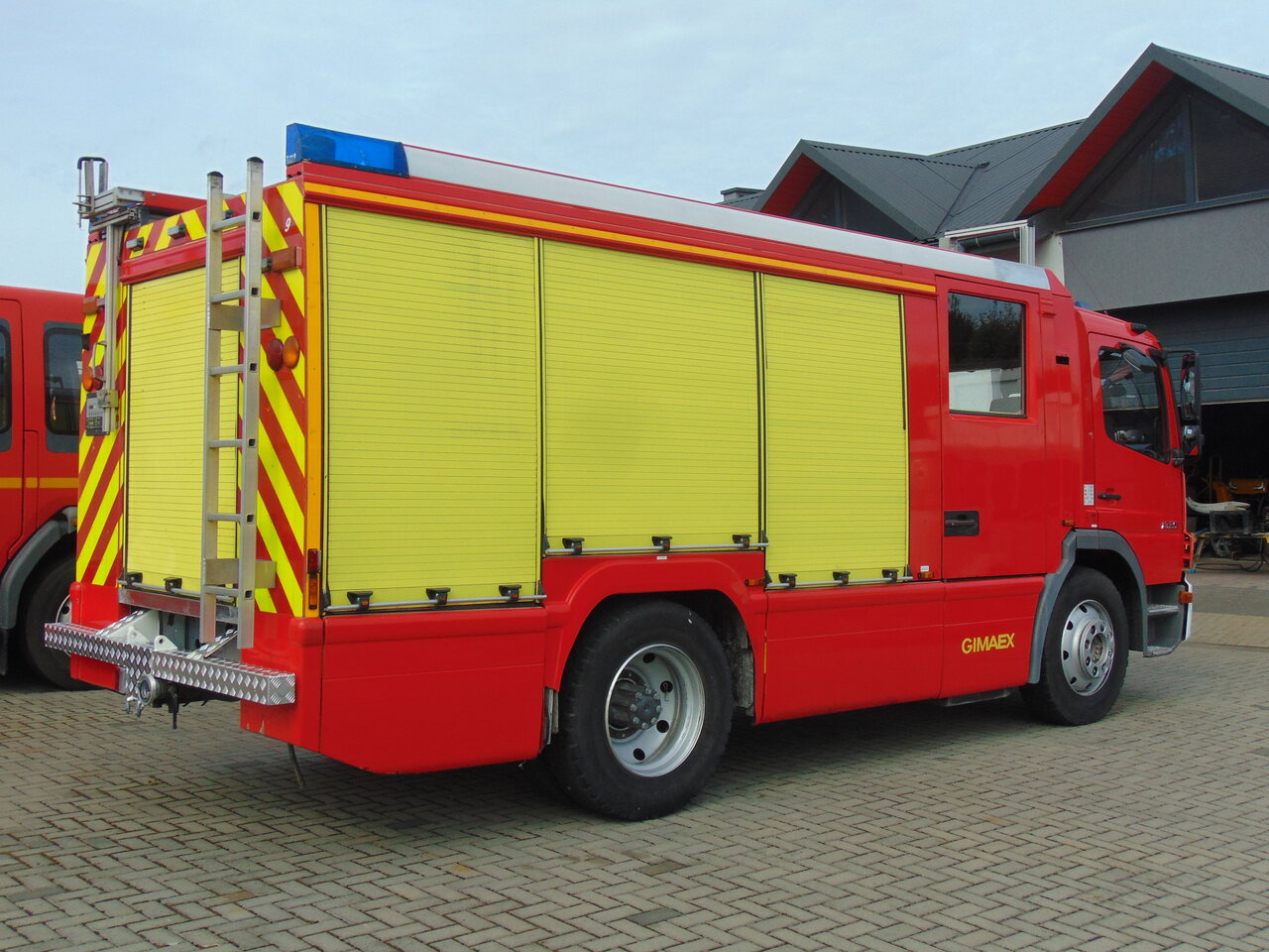 MERCEDES-BENZ Atego 1325F GIMAEX - Camión de bomberos: foto 5 MERCEDES-BENZ Atego 1325F GIMAEX - Camión de bomberos: foto 5