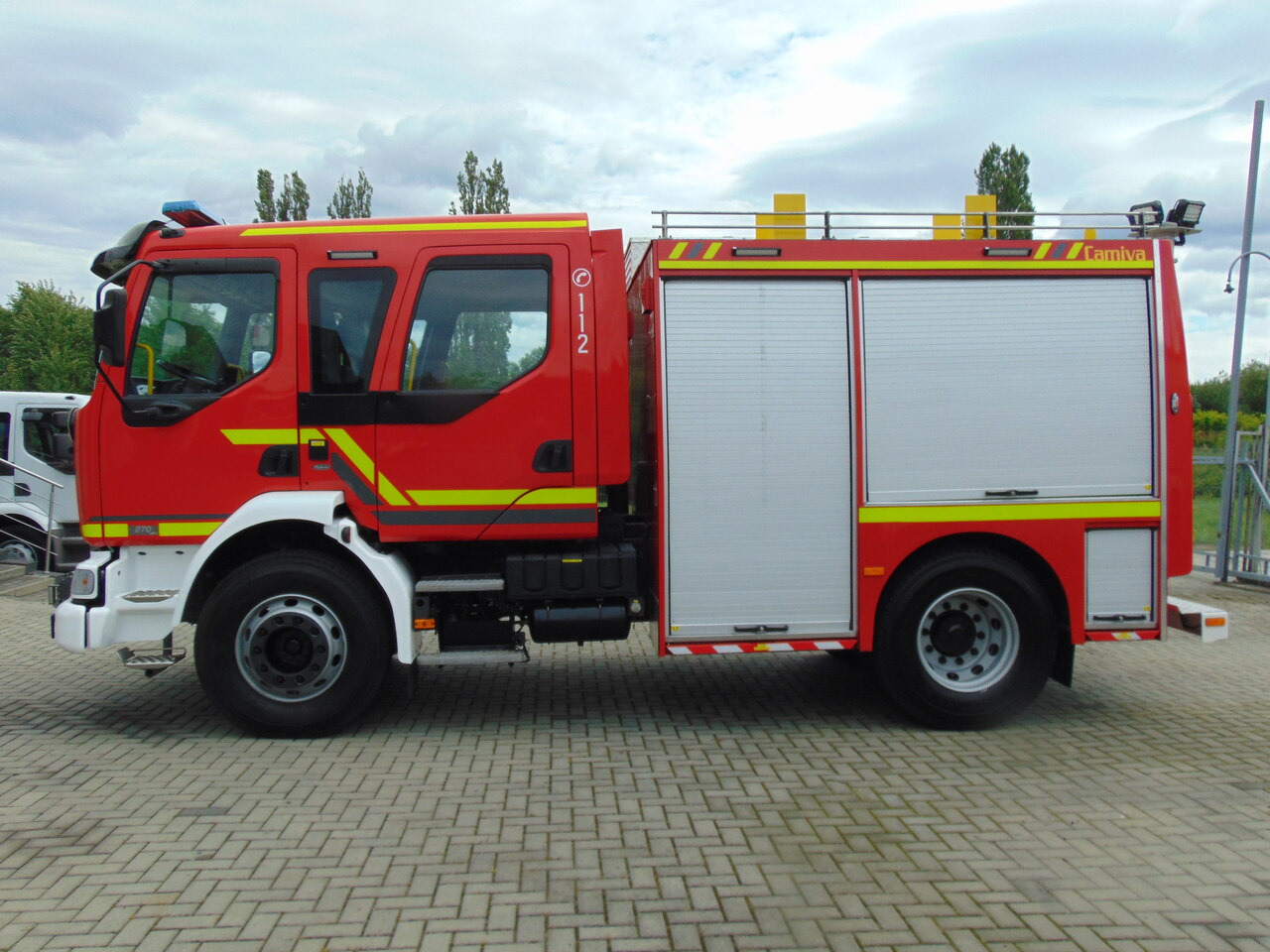 RENAULT Midlum 270dCi Camiva - Camión de bomberos: foto 5 RENAULT Midlum 270dCi Camiva - Camión de bomberos: foto 5