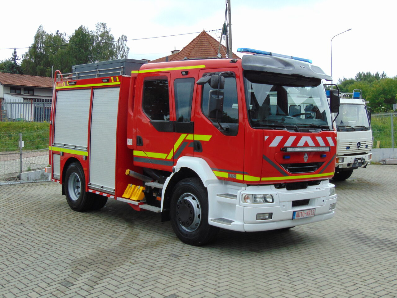 RENAULT Midlum 270dCi Camiva - Camión de bomberos: foto 2 RENAULT Midlum 270dCi Camiva - Camión de bomberos: foto 2