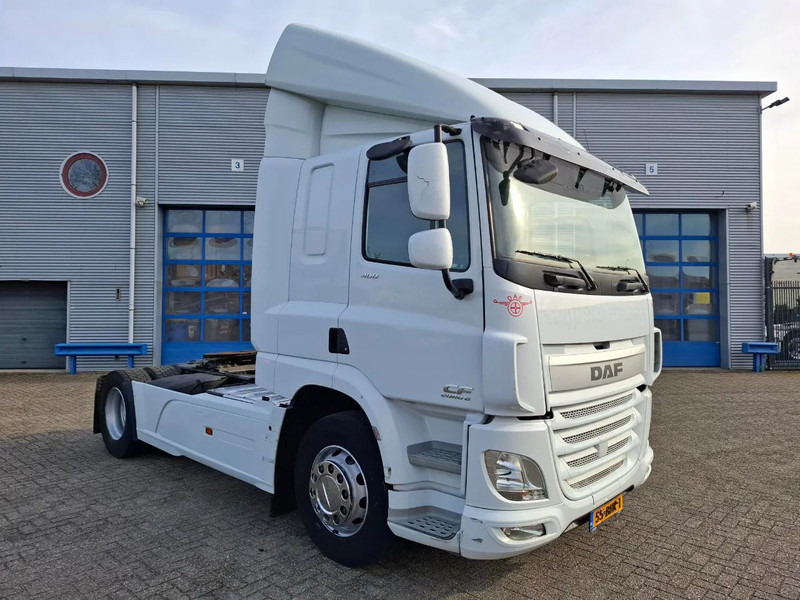 DAF CF 400 / NL TRUCK / TUV:12-10-2025 / ONLY:628745 KM / ACC / LWDS / AIRCO / SIDESKIRTS / AUTOMATIC / EURO-6 / 2016 - Cabeza tractora: foto 2 DAF CF 400 / NL TRUCK / TUV:12-10-2025 / ONLY:628745 KM / ACC / LWDS / AIRCO / SIDESKIRTS / AUTOMATIC / EURO-6 / 2016 - Cabeza tractora: foto 2
