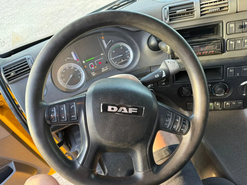 Cabeza tractora DAF CF 460 / NL TRUCK / LIFT+LENKACHSE / DEB / ACC / LWDS / FRIDGE / 600340 KM / AUTOMATIC / EURO-6 / 2016: foto 14