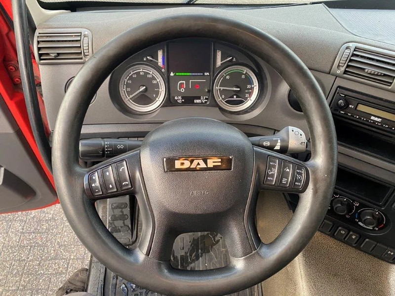 Cabeza tractora DAF CF400 / GERMAN TRUCK / DEB / ACC / LWDS / AIRCO / ONLY:698572 KM / AUTOMATIC / EURO-6 / 2016: foto 11