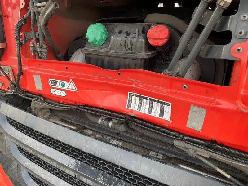Cabeza tractora DAF CF400 / GERMAN TRUCK / DEB / ACC / LWDS / AIRCO / ONLY:698572 KM / AUTOMATIC / EURO-6 / 2016: foto 8