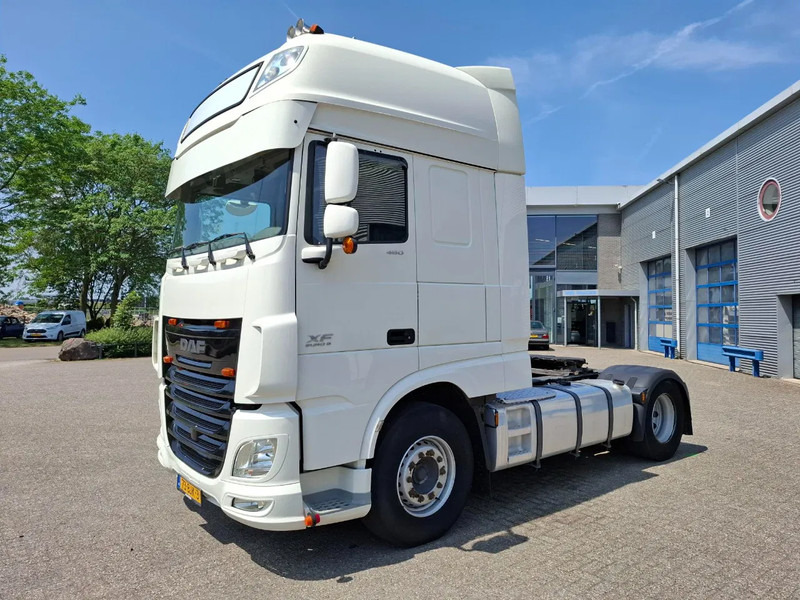 DAF XF106-460 / CLEAN NL TRUCK / DOUBLE TANK / 751675 KM / ACC / LWDS / FRIDGE / AUTOMATIC / EURO-6 / 2017 - Cabeza tractora: foto 1 DAF XF106-460 / CLEAN NL TRUCK / DOUBLE TANK / 751675 KM / ACC / LWDS / FRIDGE / AUTOMATIC / EURO-6 / 2017 - Cabeza tractora: foto 1