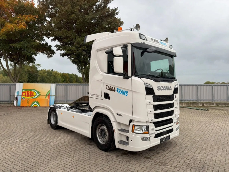 Scania NGS SUPER S500 / ENGINE RUNNING / ONLY:78277 KM / HYDRAULICS / FULL-AIR / LEATHER / FULL SPOILER / AUTOMATIC / EURO-6 / 2024 - Cabeza tractora: foto 2 Scania NGS SUPER S500 / ENGINE RUNNING / ONLY:78277 KM / HYDRAULICS / FULL-AIR / LEATHER / FULL SPOILER / AUTOMATIC / EURO-6 / 2024 - Cabeza tractora: foto 2