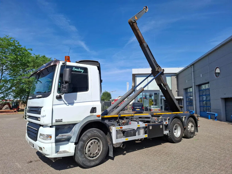 DAF CF85-430 / INTARDER / AJK HOOK SYSTEM / ONLY:431235 KM / LIFT+LENKACHSE / AIRCO / AUTOMATIC / EURO-3 / 2006 - Camión multibasculante: foto 1 DAF CF85-430 / INTARDER / AJK HOOK SYSTEM / ONLY:431235 KM / LIFT+LENKACHSE / AIRCO / AUTOMATIC / EURO-3 / 2006 - Camión multibasculante: foto 1