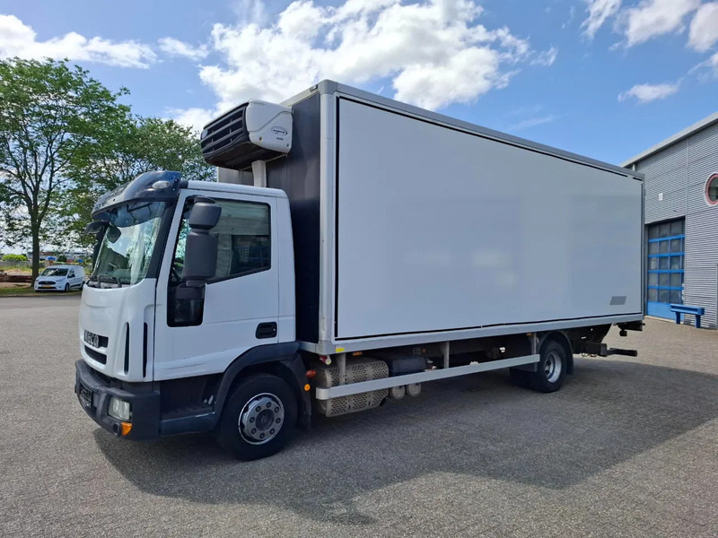 Iveco EuroCargo 120 / COOL TRUCK / CARRIER XARIOS 600 / PLATFORM 2000KG / ONLY:340634 KM / AIRCO / MANUAL / EURO-6 / 2014 - Camión isotérmico: foto 1 Iveco EuroCargo 120 / COOL TRUCK / CARRIER XARIOS 600 / PLATFORM 2000KG / ONLY:340634 KM / AIRCO / MANUAL / EURO-6 / 2014 - Camión isotérmico: foto 1