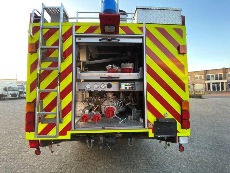 Mercedes-Benz 1124 AF / 4X4 / GERMAN TRUCK / WATERTANK 2400 LITER+POMP / GOOD CONDITION / ONLY:25235 KM / MARGE / MANUAL / 1996 - Camión de bomberos: foto 5 Mercedes-Benz 1124 AF / 4X4 / GERMAN TRUCK / WATERTANK 2400 LITER+POMP / GOOD CONDITION / ONLY:25235 KM / MARGE / MANUAL / 1996 - Camión de bomberos: foto 5
