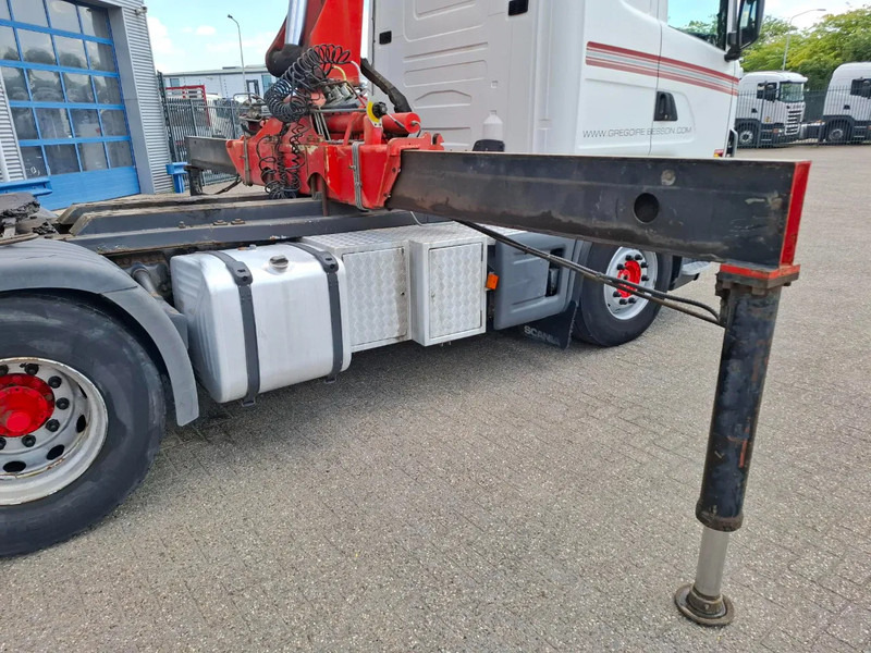 Leasing para Scania 124G-420 / RETARDER / PALFINGER PK32080 / DOUBLE TANK / AIRCO / GOOD CONDITION / MANUAL / EURO-3 / 2004 Scania 124G-420 / RETARDER / PALFINGER PK32080 / DOUBLE TANK / AIRCO / GOOD CONDITION / MANUAL / EURO-3 / 2004: foto 18