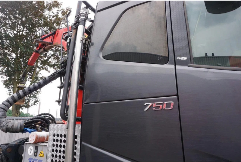 Camión forestal, Camión grúa Volvo FH16-750 / ENGINE RUNNING / 6x4 / RETARDER / BIG AXLE / VEB+ / PALFINGER FD250 / EURO-6 / 2016: foto 14